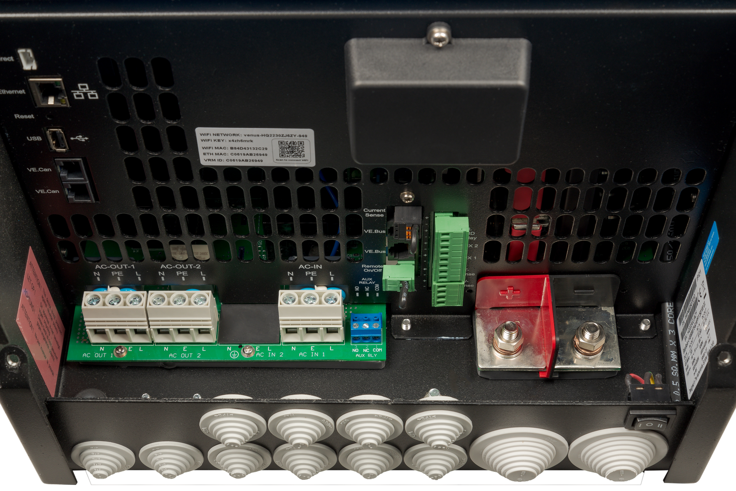 Inverter/Charger/Solar Controller | Victron | EasySolar-II 48V / 5000VA / 70-50 MPPT 250/100 GX