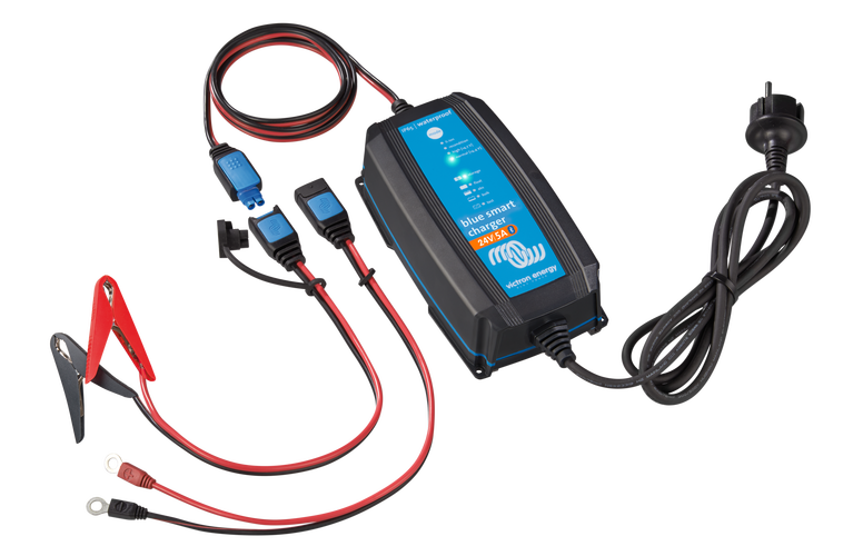 Battery Charger | Victron | Blue Smart IP65 Charger 24V / 5A + DC connector